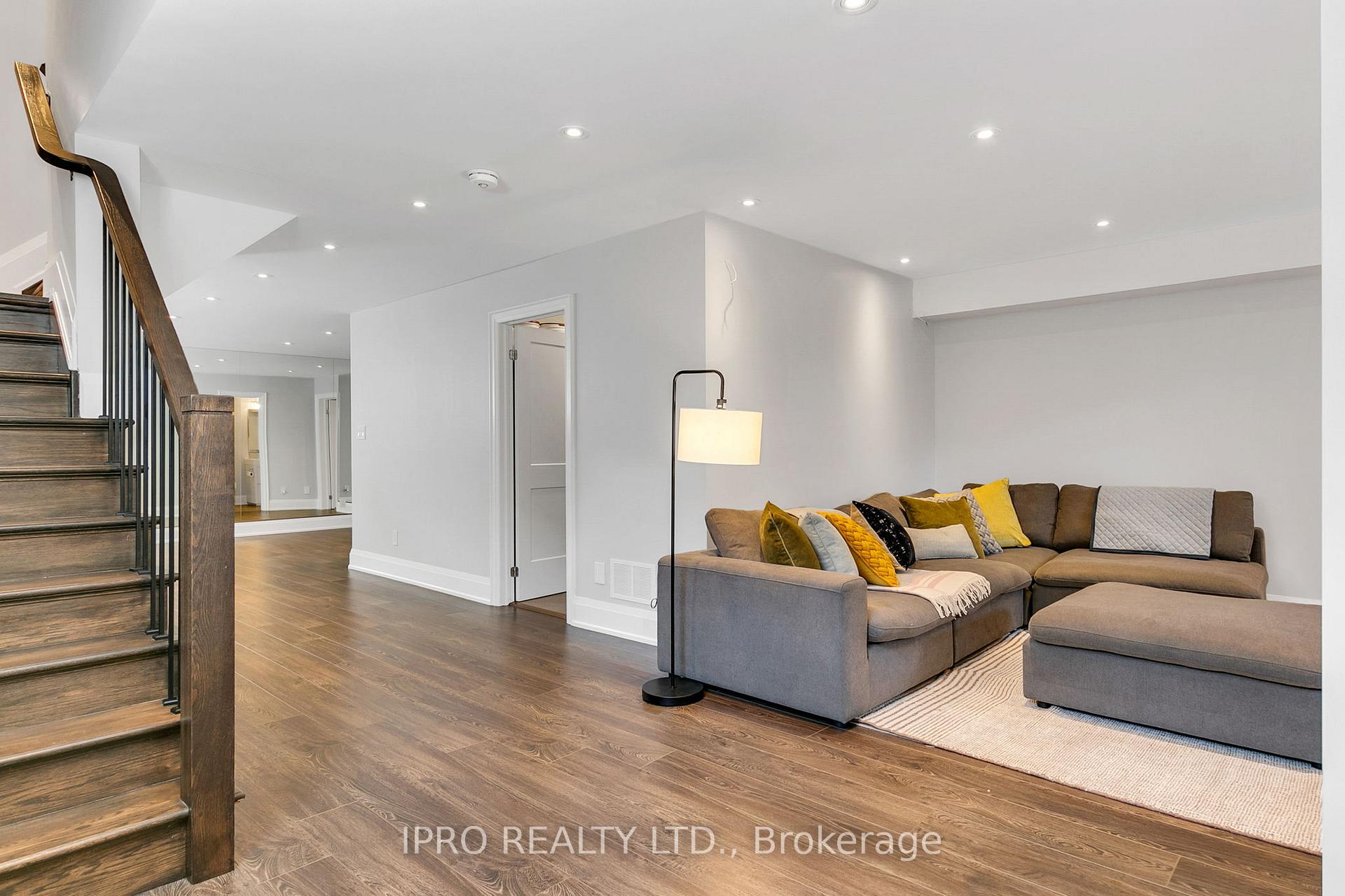 Photo 34 of 30 Notley Place, Toronto, O'Connor-Parkview — HOMEH