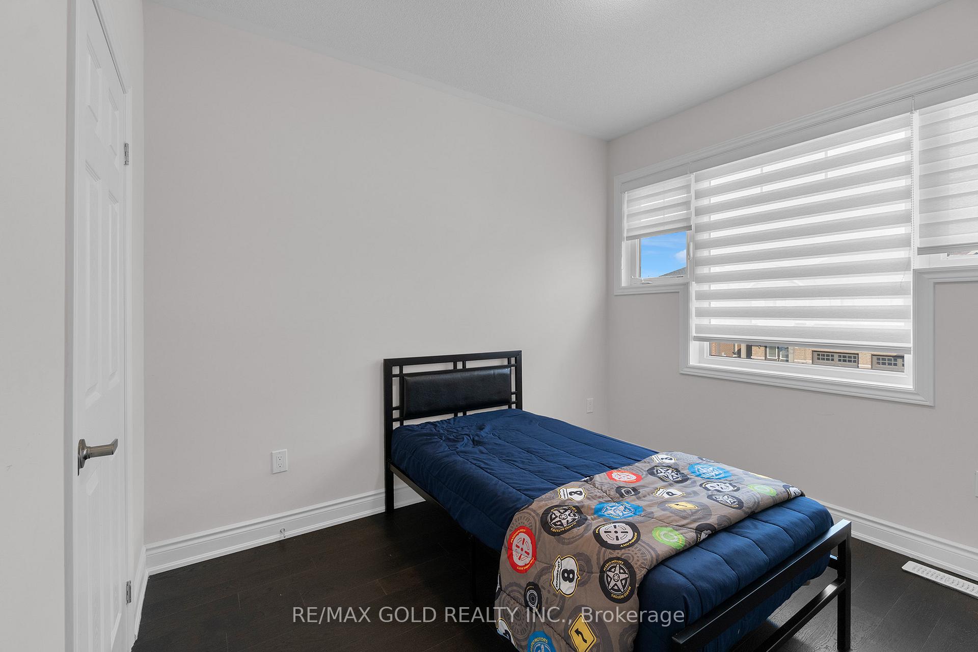 Photo 15 of 54 Spinland Street, Caledon, Rural Caledon — HOMEH