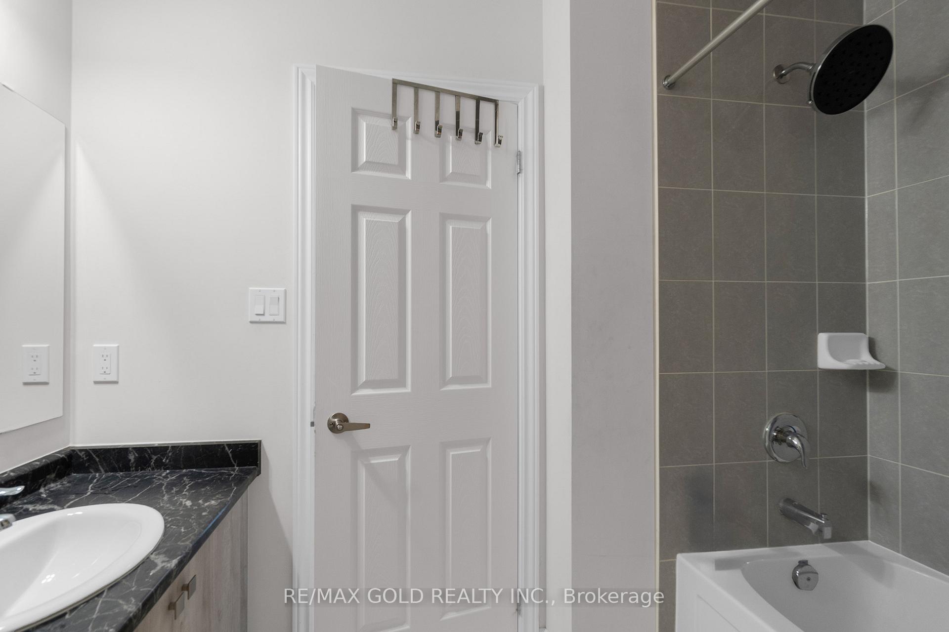 Photo 24 of 54 Spinland Street, Caledon, Rural Caledon — HOMEH
