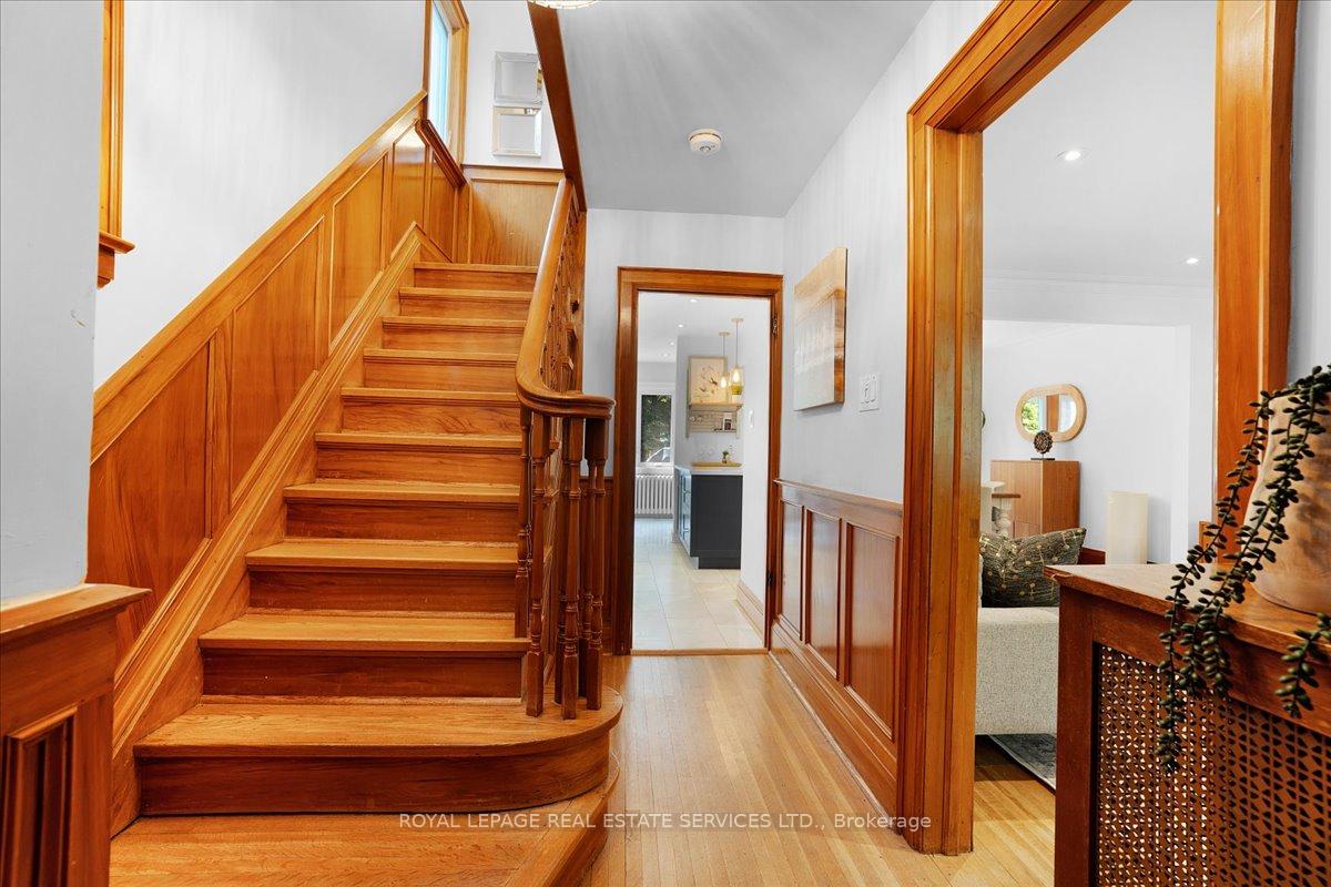 Photo 2 of 24 Rolph Road, Toronto, Leaside — HOMEH