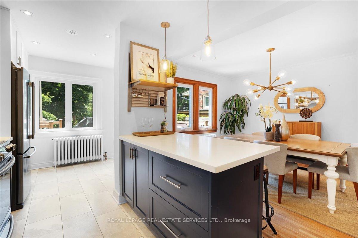 Photo 6 of 24 Rolph Road, Toronto, Leaside — HOMEH