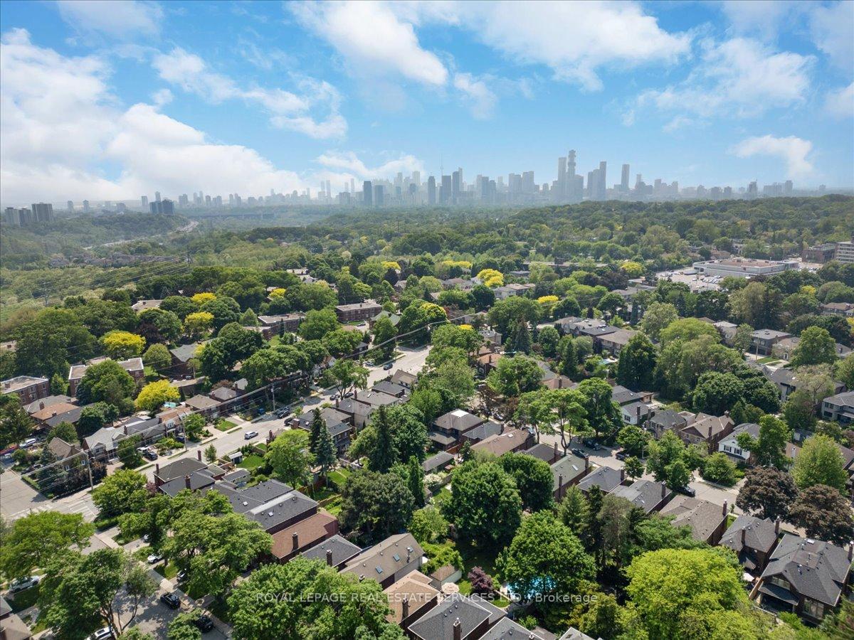 Photo 29 of 24 Rolph Road, Toronto, Leaside — HOMEH