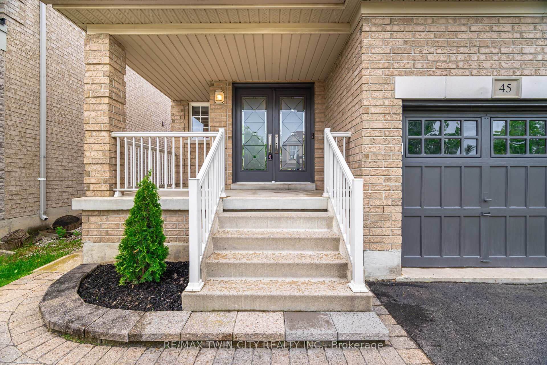 Photo 29 of 45 Retreat Boulevard, Vaughan, Vellore Village — HOMEH