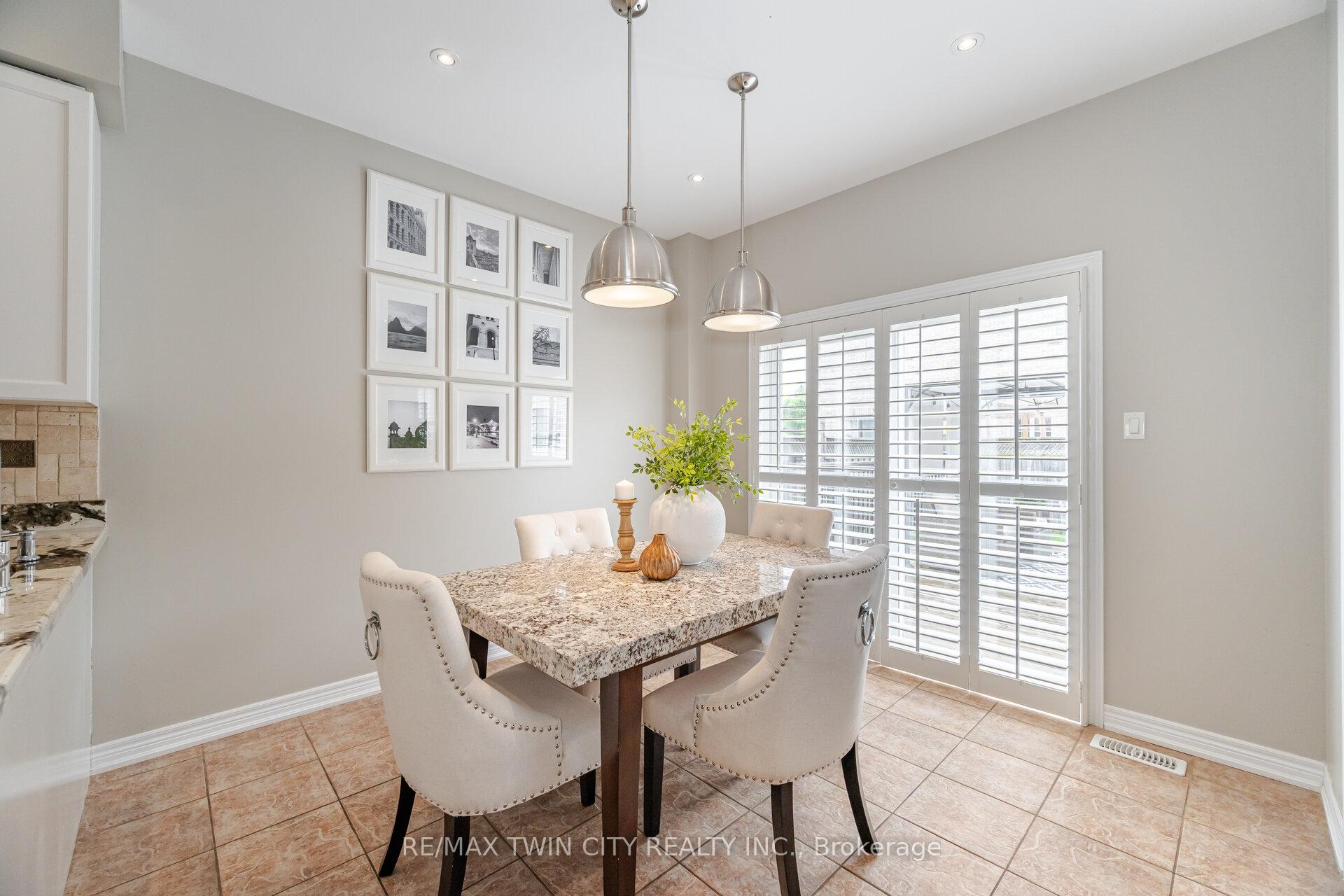 Photo 23 of 45 Retreat Boulevard, Vaughan, Vellore Village — HOMEH