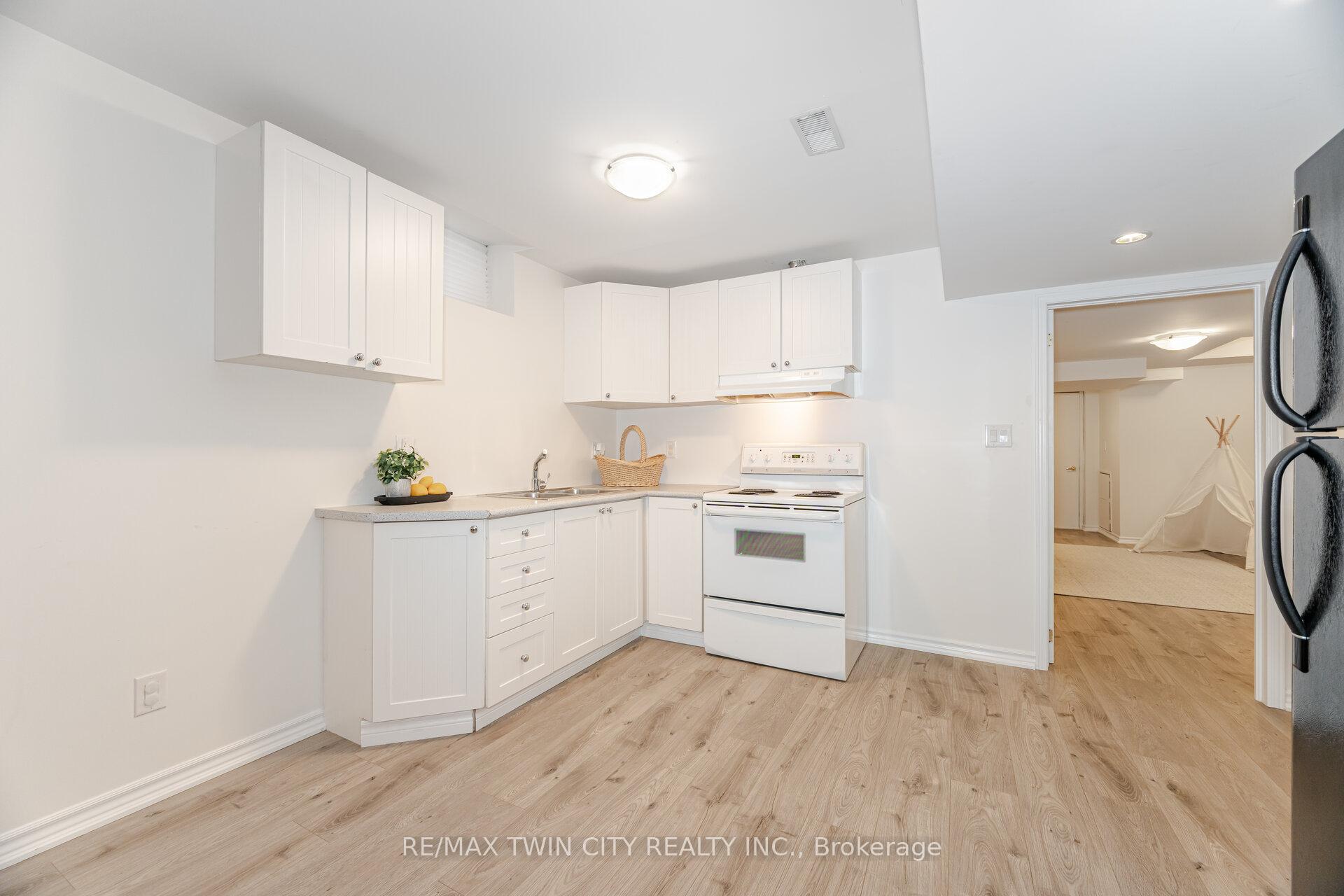 Photo 28 of 45 Retreat Boulevard, Vaughan, Vellore Village — HOMEH