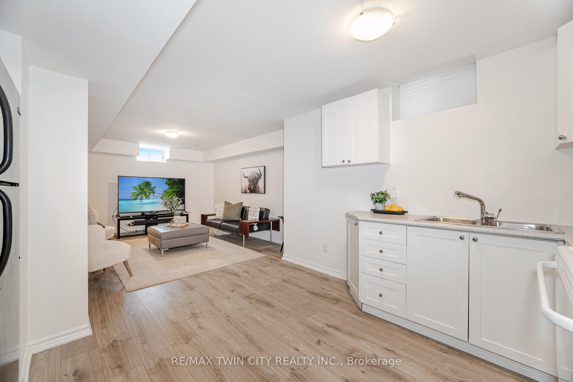 Photo 26 of 45 Retreat Boulevard, Vaughan, Vellore Village — HOMEH