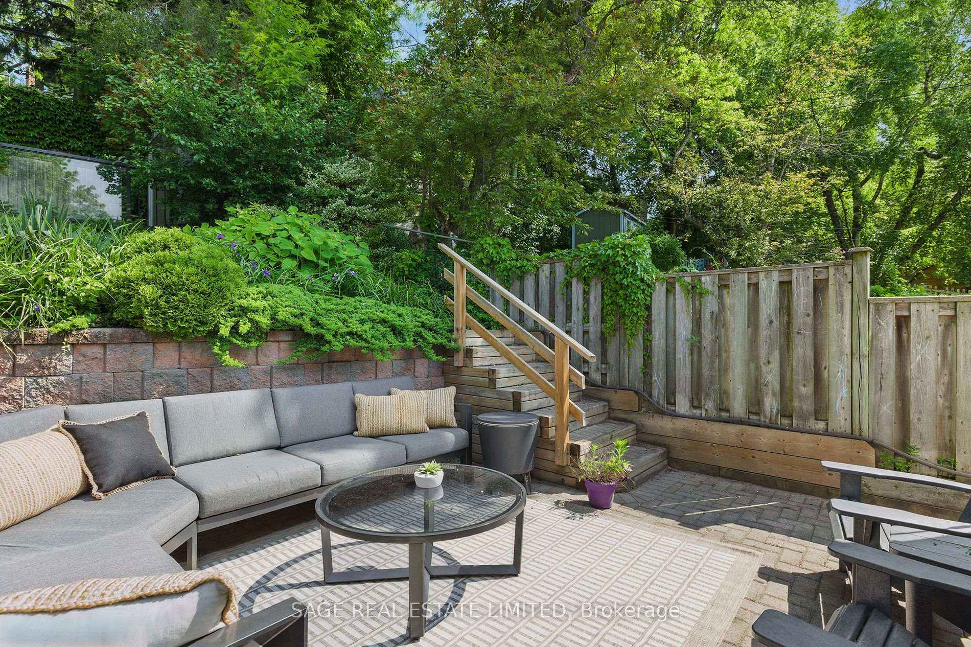 Photo 33 of 14 Long Crescent, Toronto, The Beaches — HOMEH