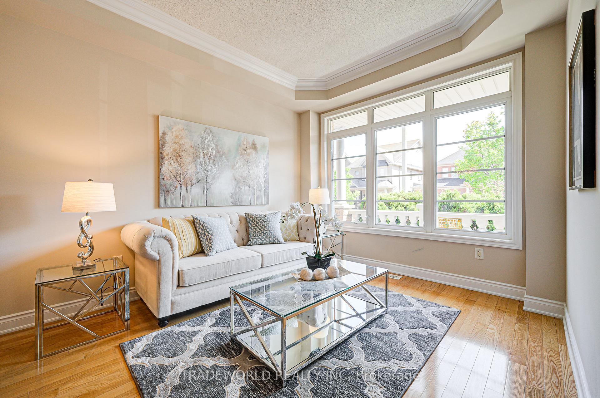 Photo 8 of 178 Seabreeze Avenue, Vaughan, Patterson — HOMEH
