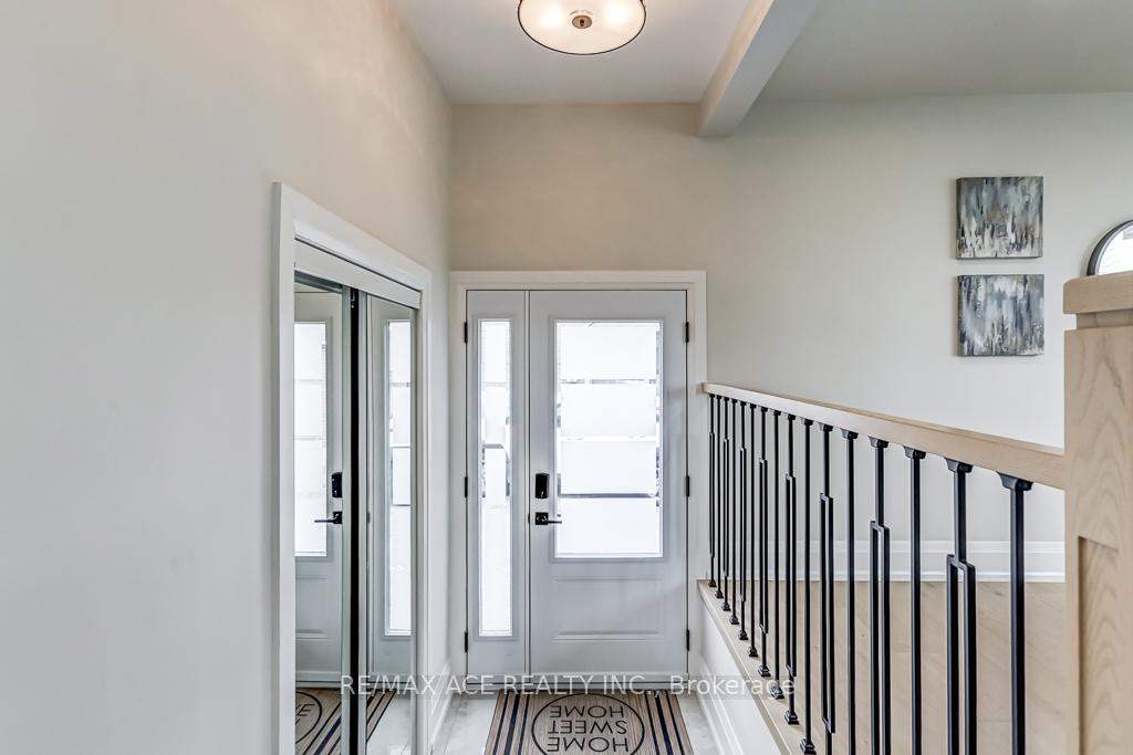 Photo 3 of 7 Brookmere Road, Etobicoke, Rexdale-Kipling — HOMEH