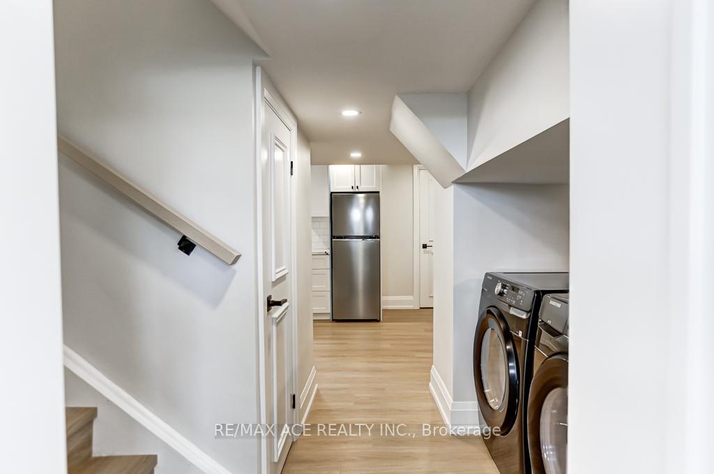 Photo 29 of 7 Brookmere Road, Etobicoke, Rexdale-Kipling — HOMEH