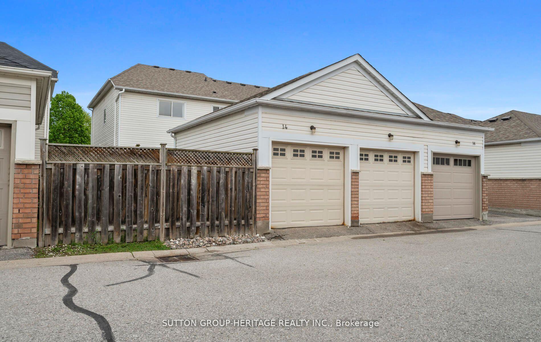 Photo 34 of 14 Bayside Gate E, Whitby, Port Whitby — HOMEH