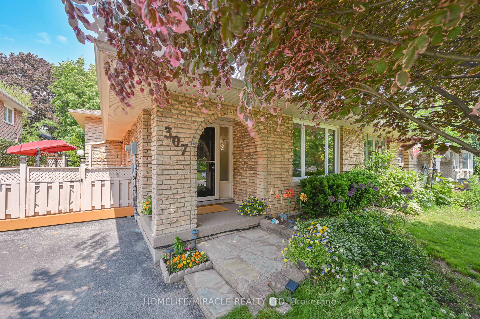 Photo 4 of 307 Magnolia Drive, Hamilton, Fessenden — HOMEH