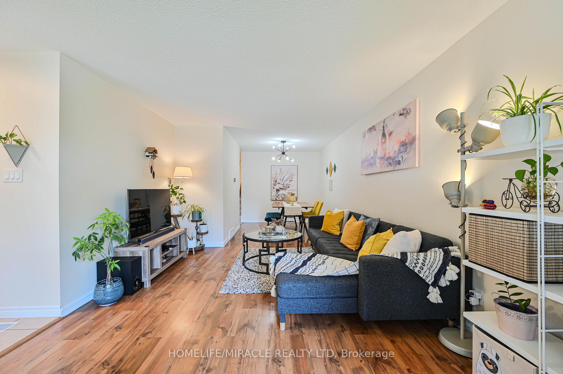 Photo 2 of 307 Magnolia Drive, Hamilton, Fessenden — HOMEH