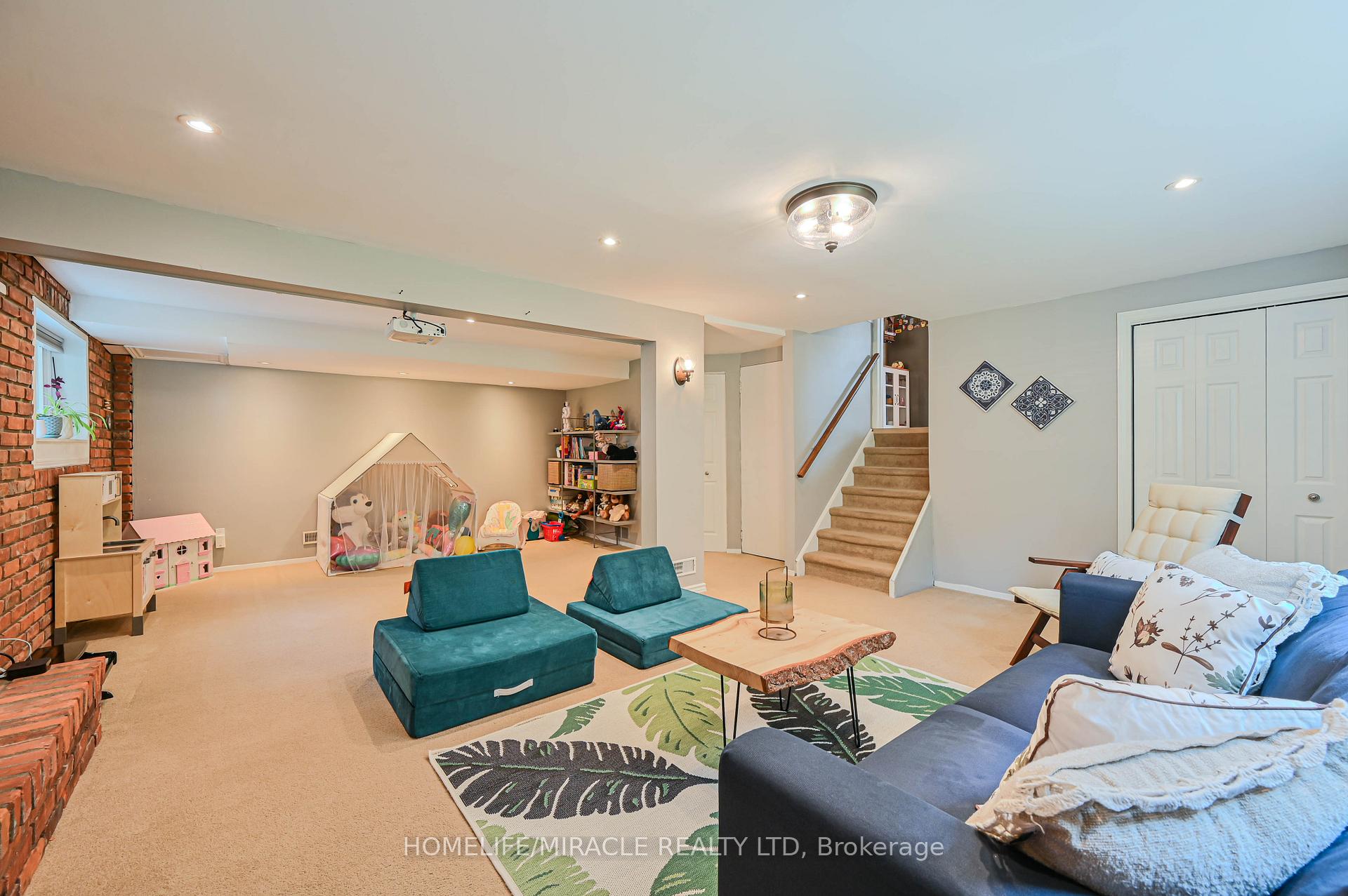 Photo 33 of 307 Magnolia Drive, Hamilton, Fessenden — HOMEH