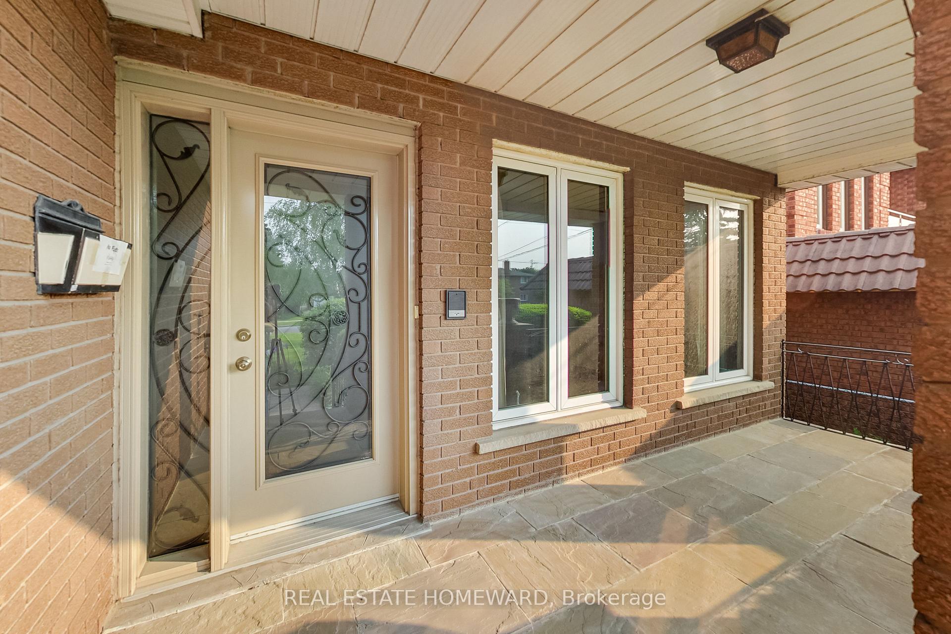 Photo 12 of 81A St Andrews Boulevard, Etobicoke, Kingsview Village-The Westway — HOMEH