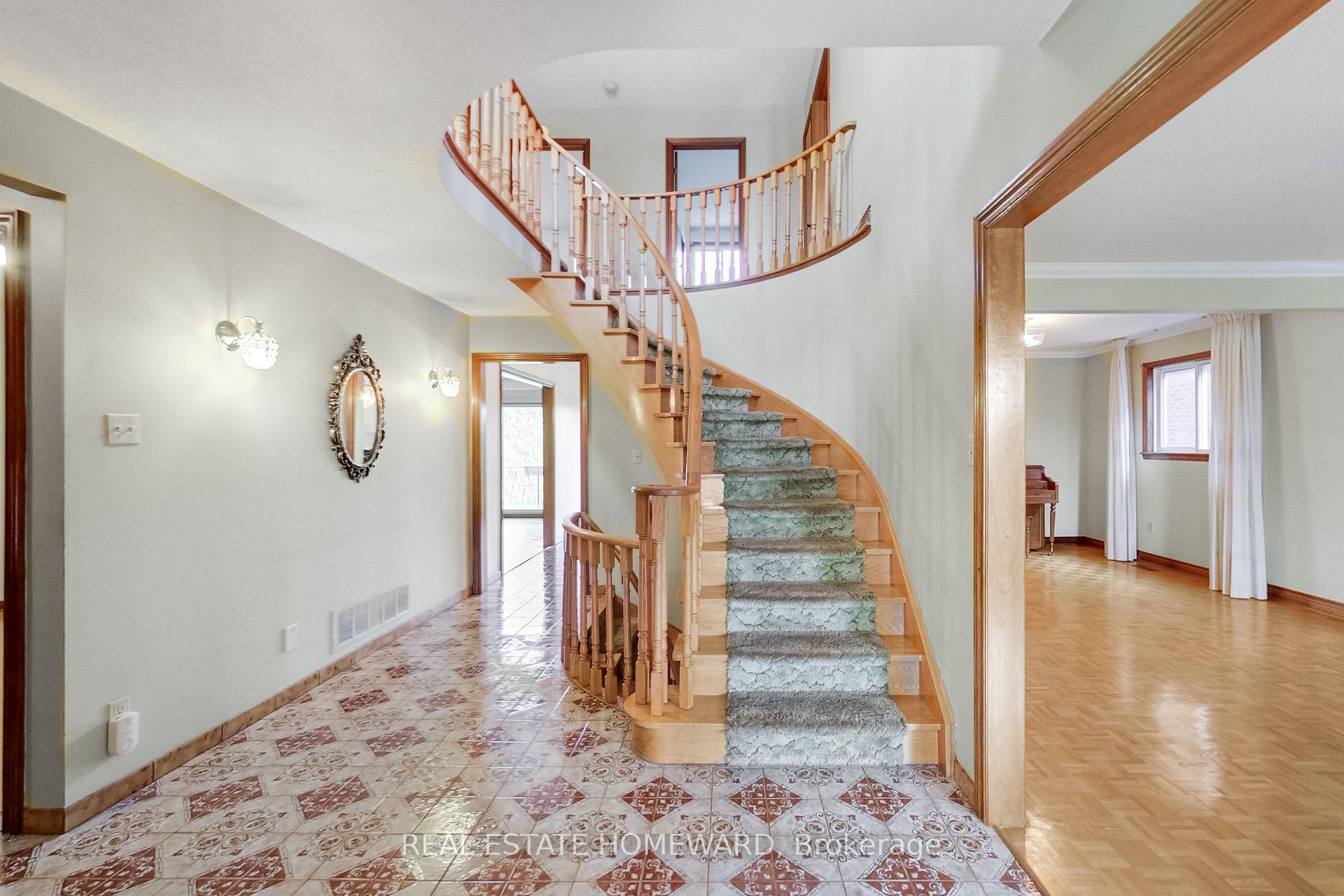 Photo 17 of 81A St Andrews Boulevard, Etobicoke, Kingsview Village-The Westway — HOMEH