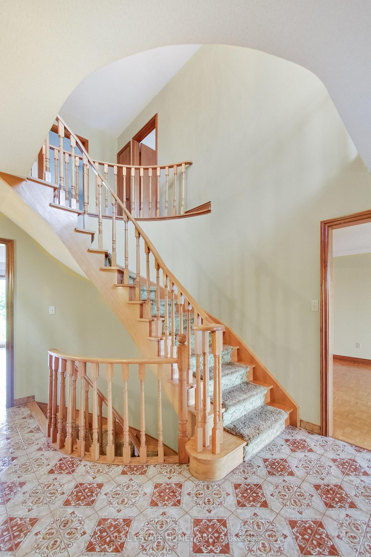 Photo 21 of 81A St Andrews Boulevard, Etobicoke, Kingsview Village-The Westway — HOMEH