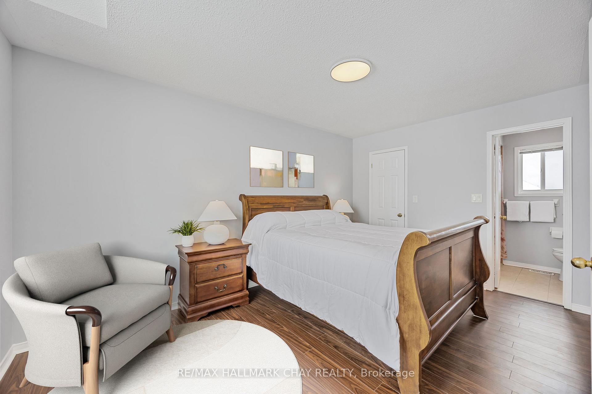 Photo 7 of 1179 Mitchell Court, Innisfil, Alcona — HOMEH