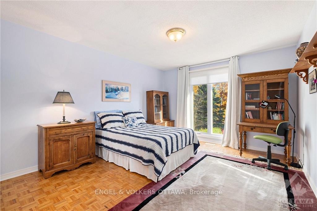 Photo 13 of 1486 Goth Avenue, Ottawa, Blossom Park/Kemp Park/Findlay Creek — HOMEH
