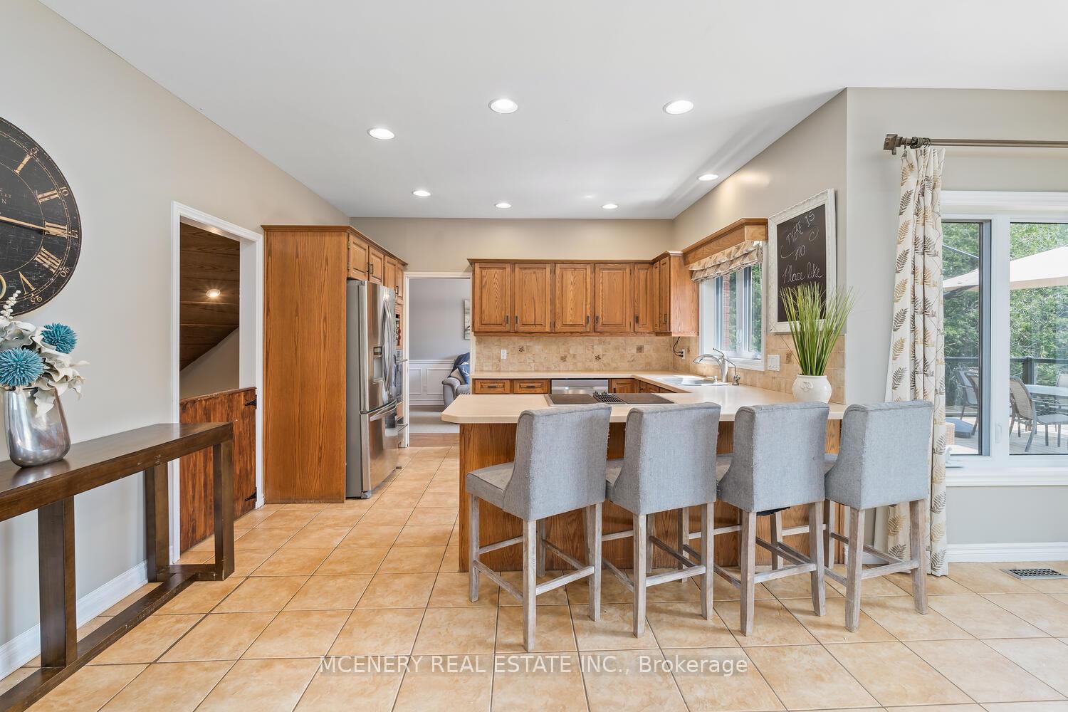Photo 5 of 109 Cobblestone Place, Guelph/Eramosa, Rockwood — HOMEH