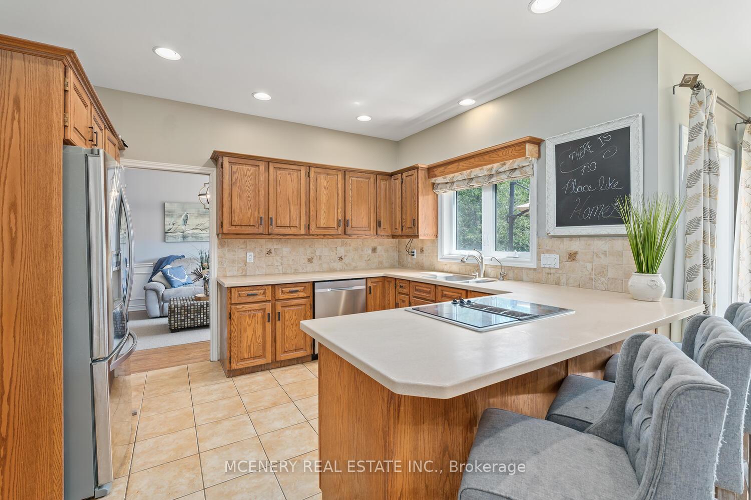 Photo 8 of 109 Cobblestone Place, Guelph/Eramosa, Rockwood — HOMEH