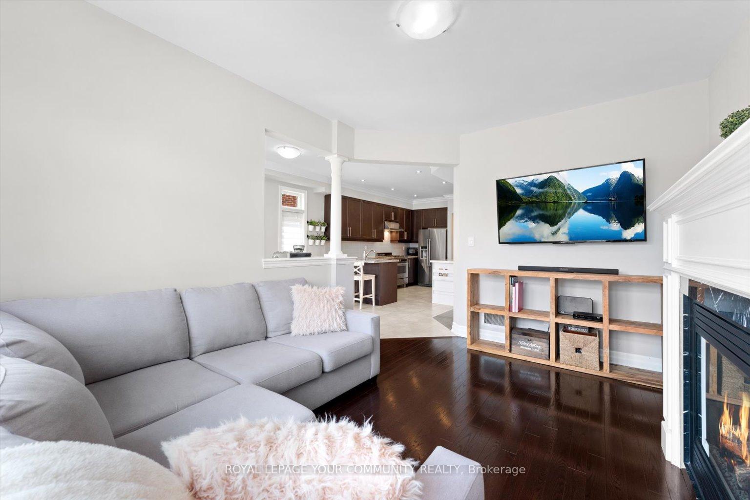 Photo 34 of 43 Robert Berry Crescent, King, King City — HOMEH