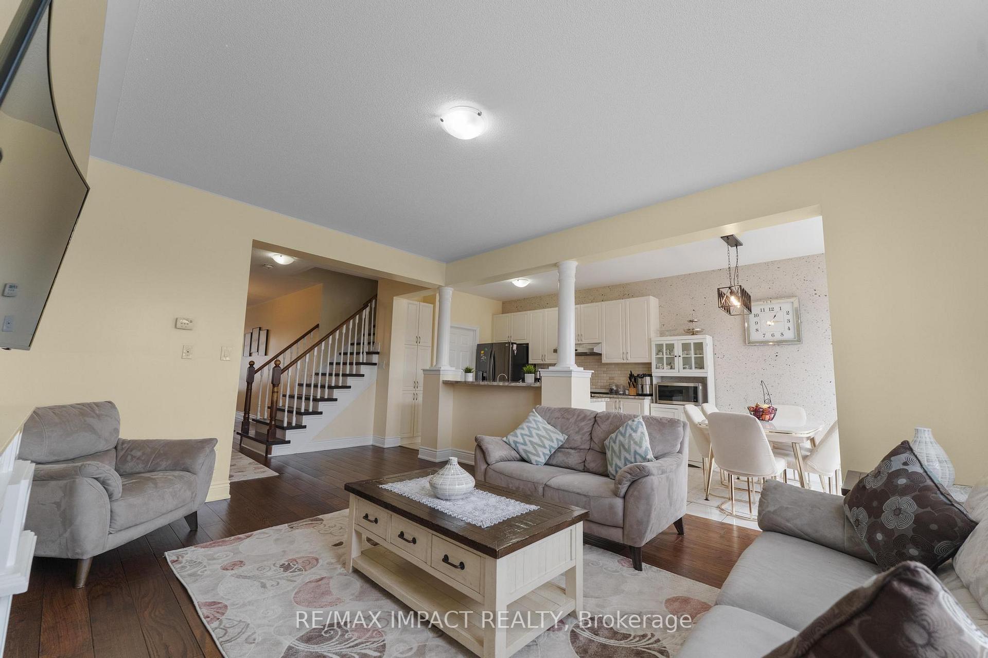 Photo 10 of 5 Jemima Road, Brampton, Northwest Brampton — HOMEH
