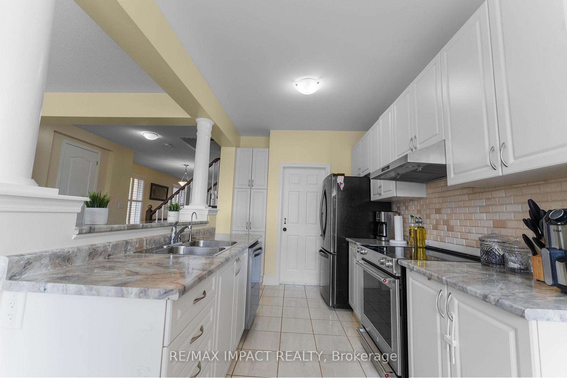 Photo 9 of 5 Jemima Road, Brampton, Northwest Brampton — HOMEH