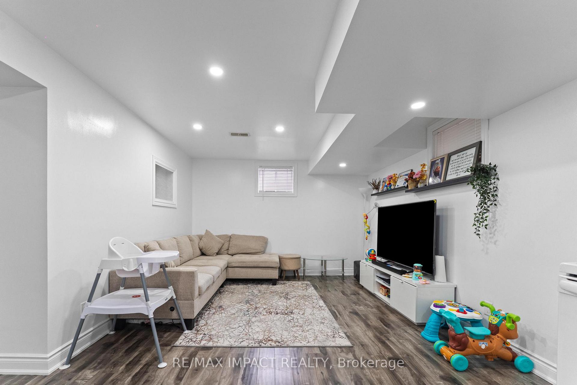 Photo 34 of 5 Jemima Road, Brampton, Northwest Brampton — HOMEH