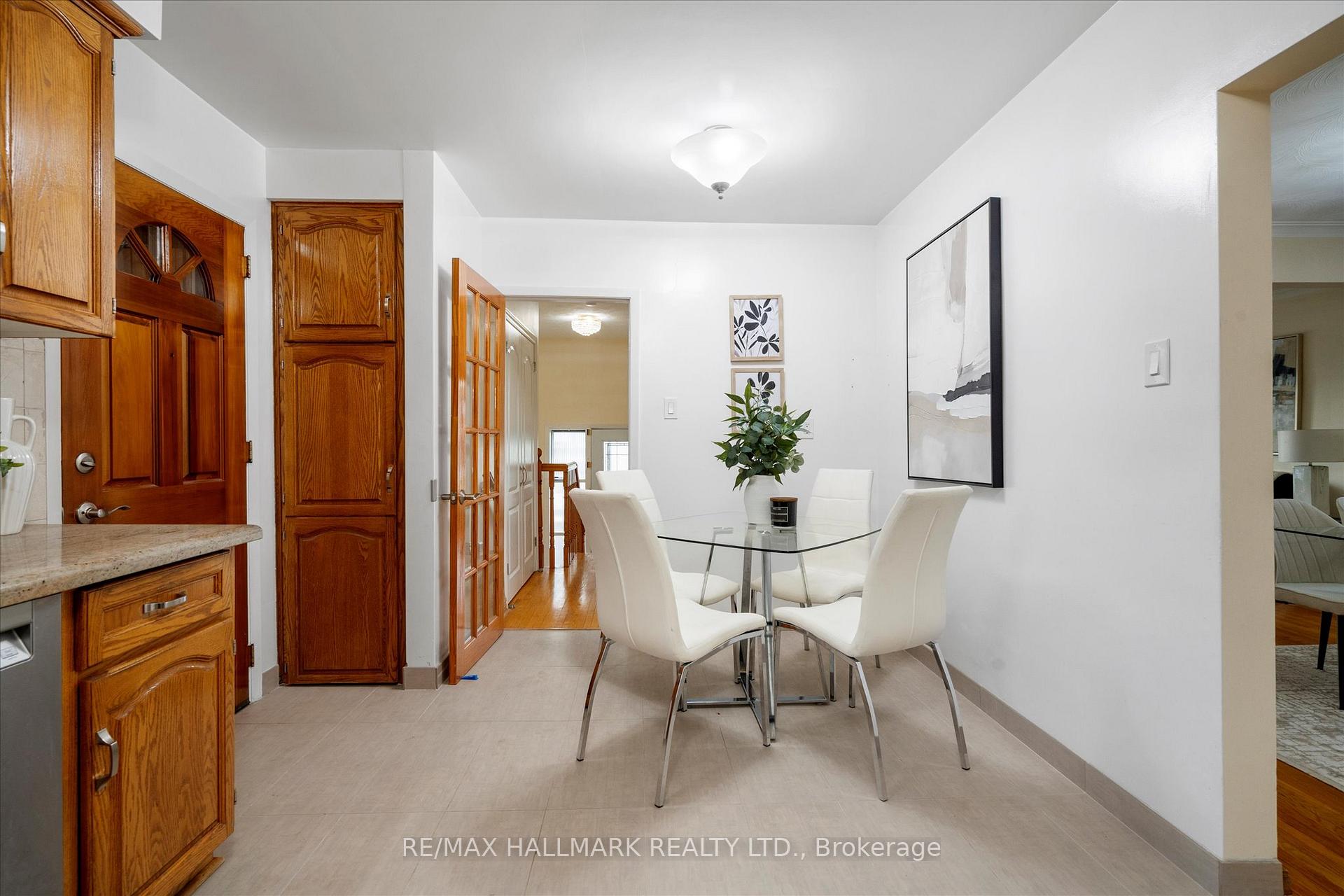 Photo 45 of 29 Chipper Crescent, Scarborough, Eglinton East — HOMEH