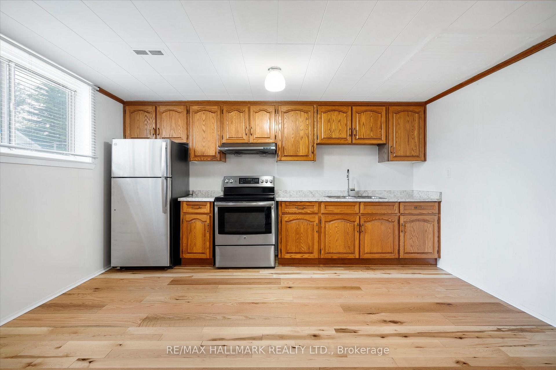 Photo 30 of 29 Chipper Crescent, Scarborough, Eglinton East — HOMEH