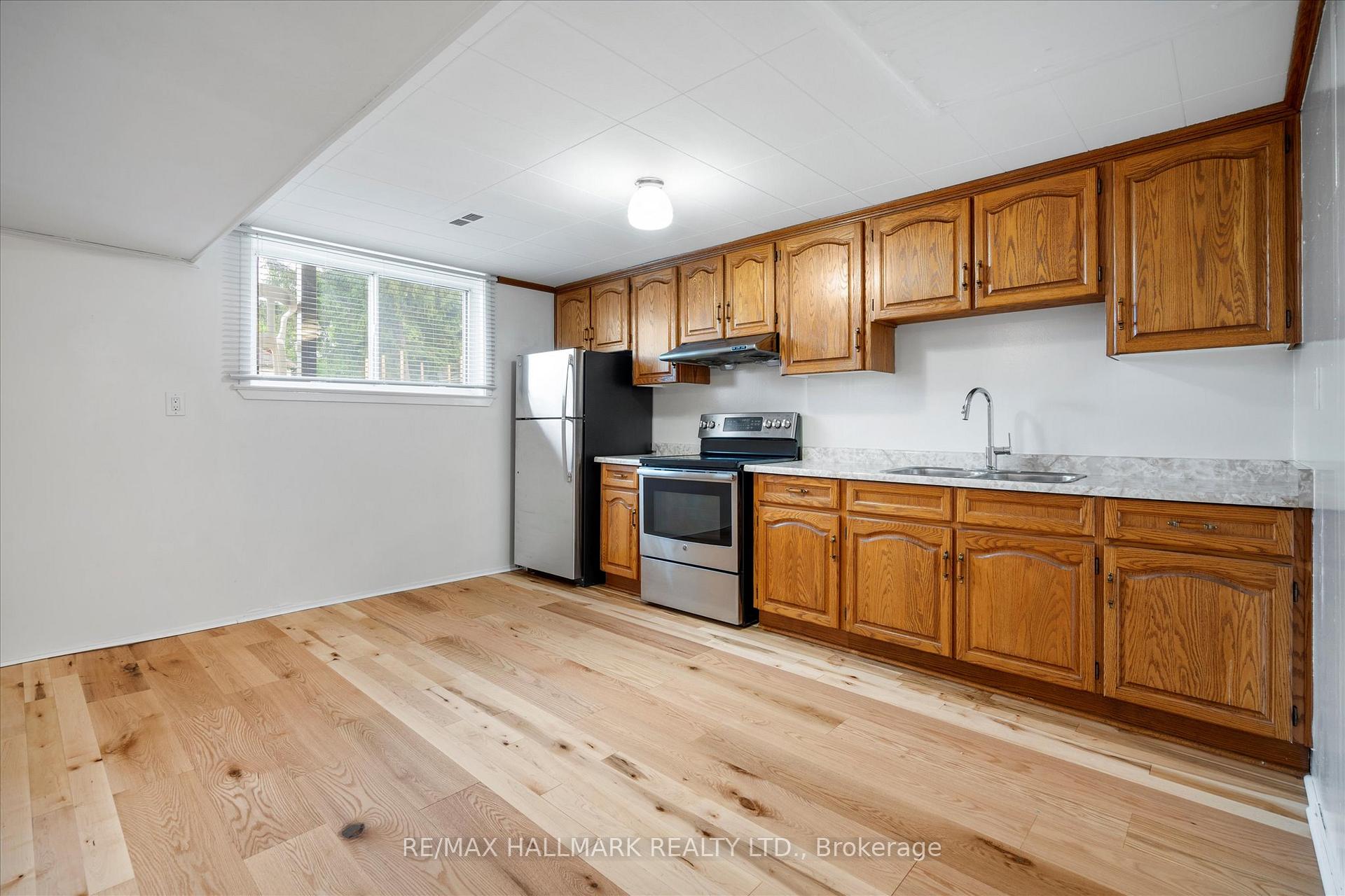 Photo 28 of 29 Chipper Crescent, Scarborough, Eglinton East — HOMEH