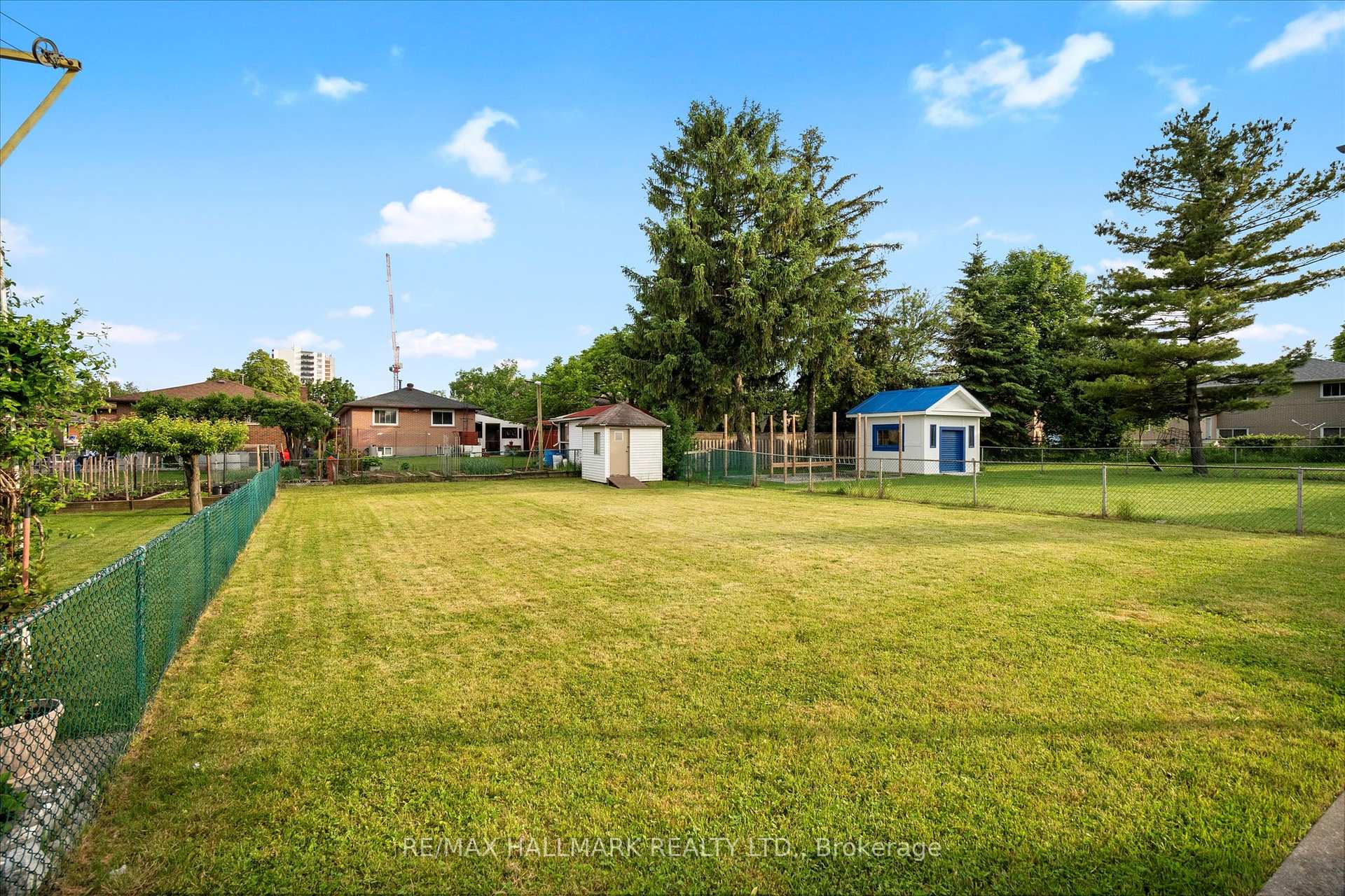Photo 36 of 29 Chipper Crescent, Scarborough, Eglinton East — HOMEH