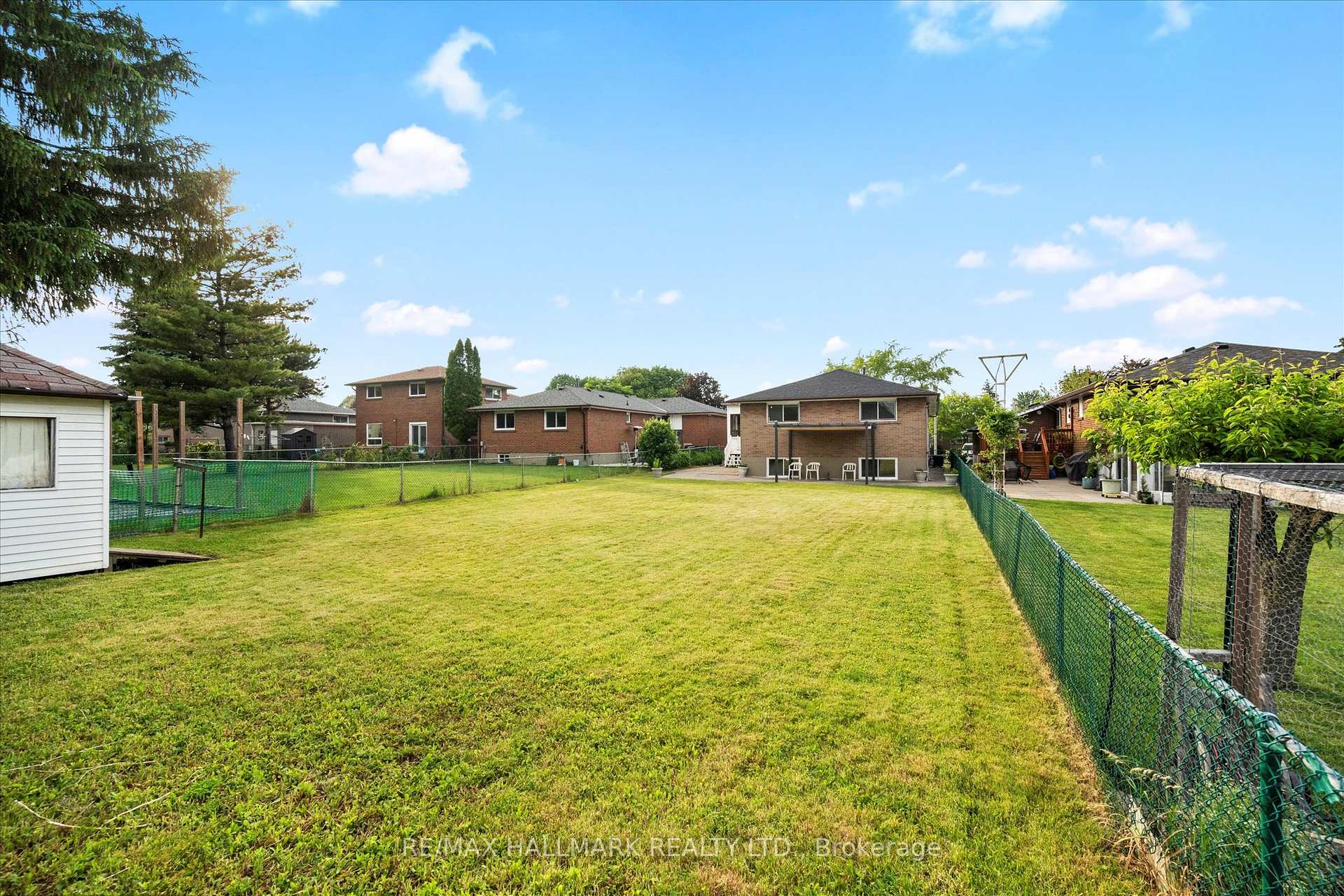 Photo 39 of 29 Chipper Crescent, Scarborough, Eglinton East — HOMEH