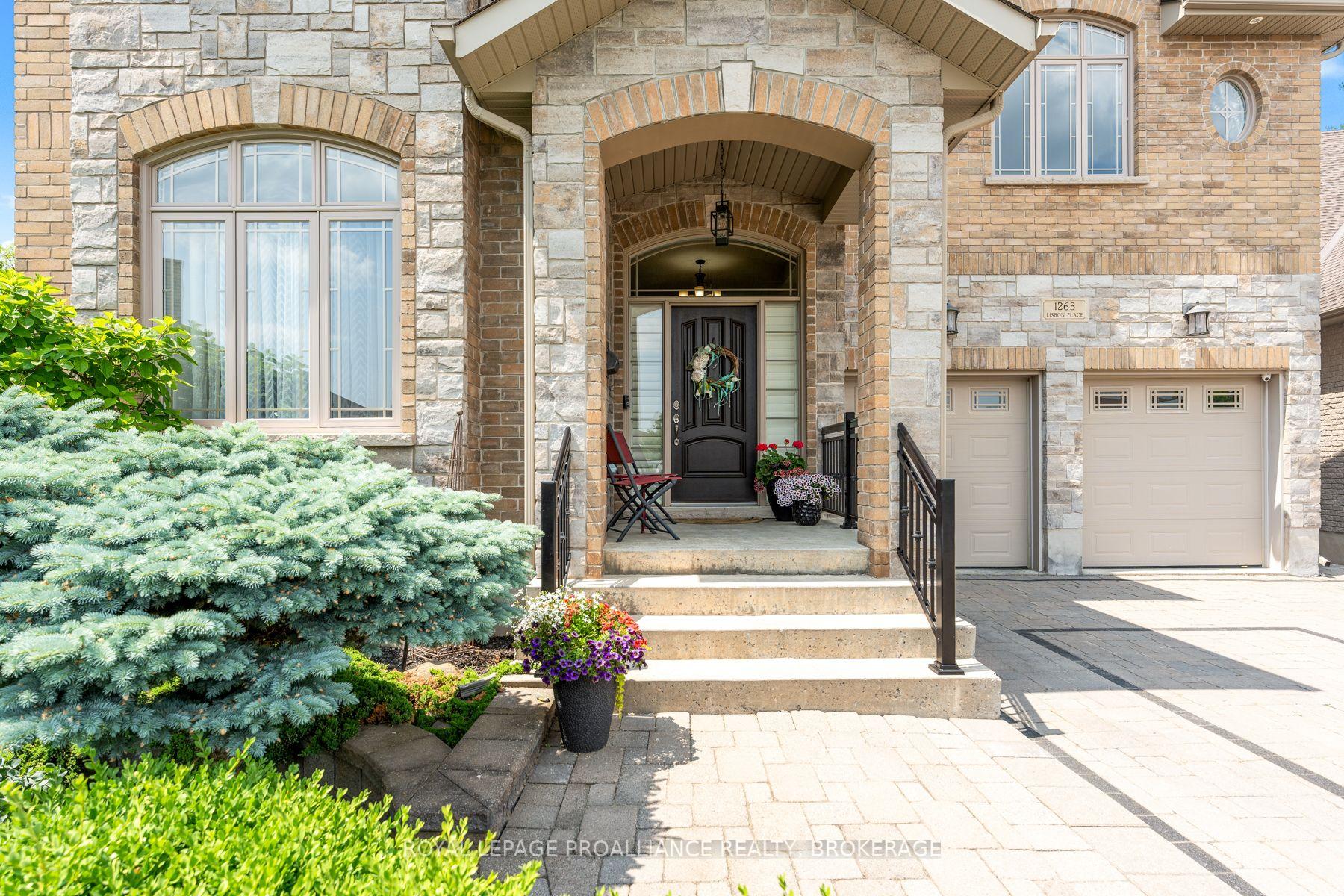 Photo 2 of 1263 Lisbon Place, Kingston, City Northwest — HOMEH