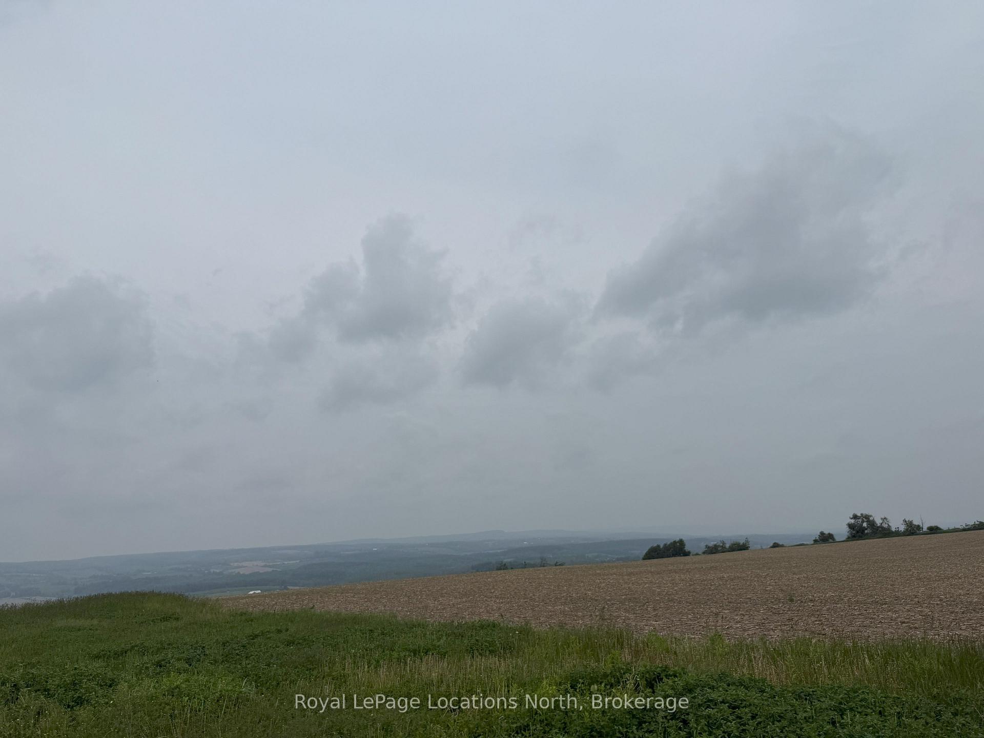 Photo 10 of 7488 15/16 Side Road, Clearview, Rural Clearview — HOMEH