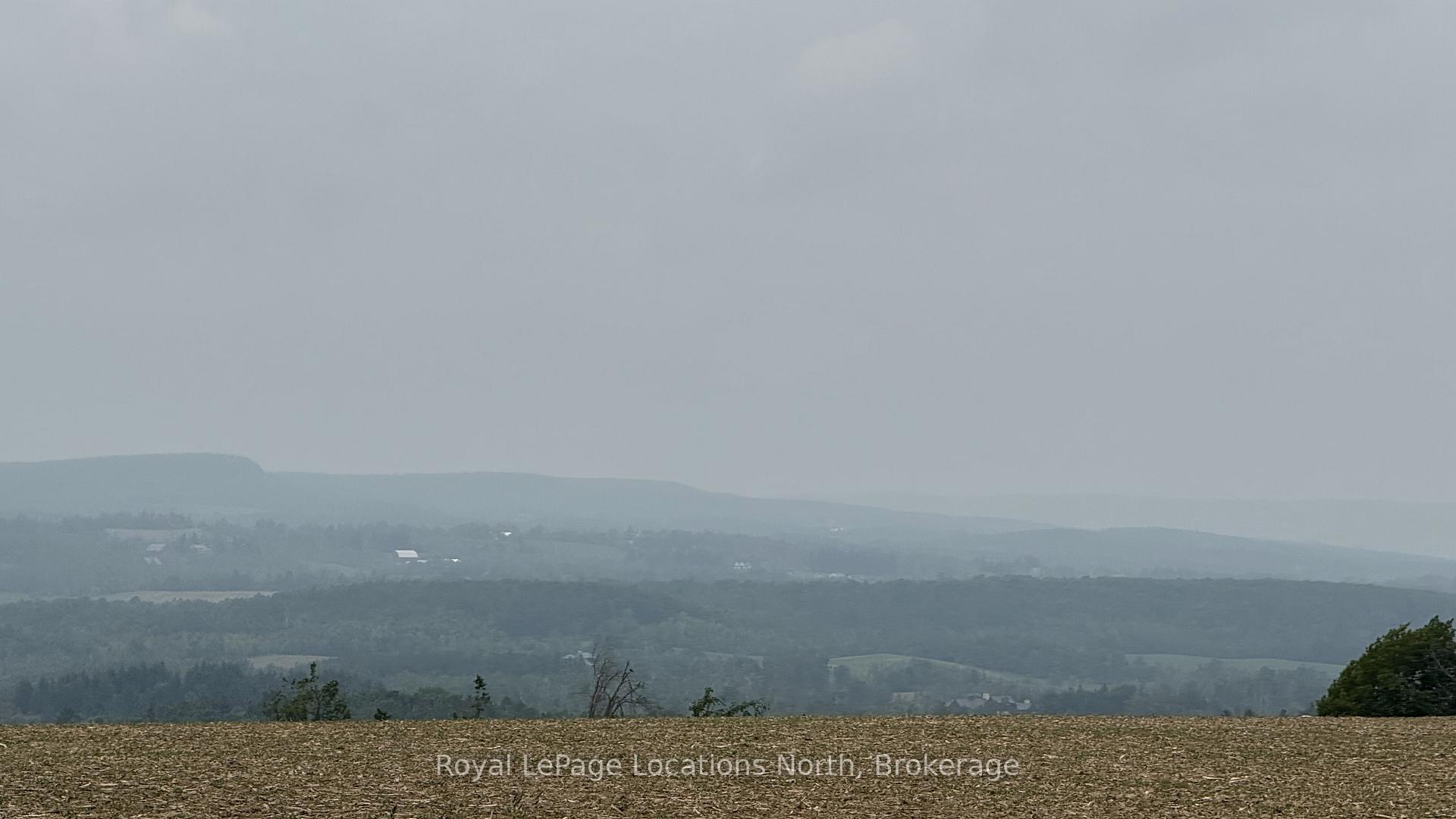 Photo 4 of 7488 15/16 Side Road, Clearview, Rural Clearview — HOMEH