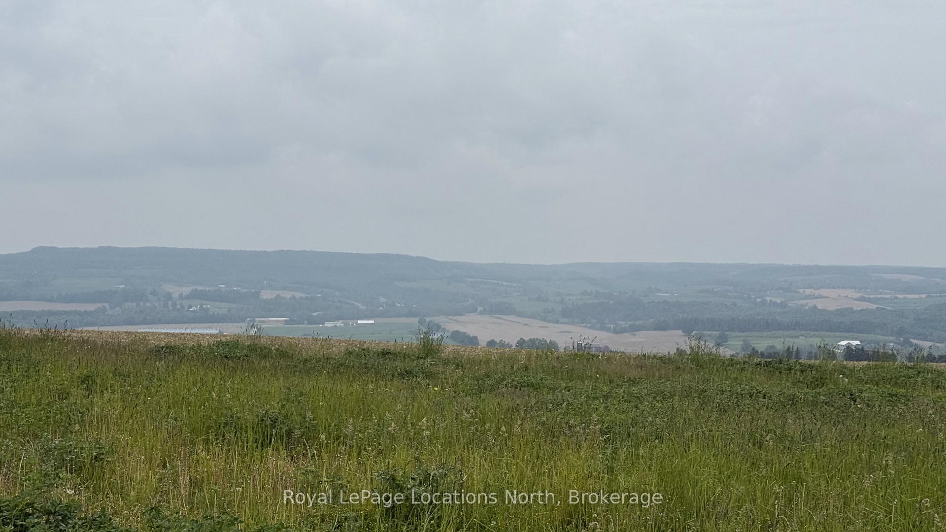 Photo 14 of 7488 15/16 Side Road, Clearview, Rural Clearview — HOMEH