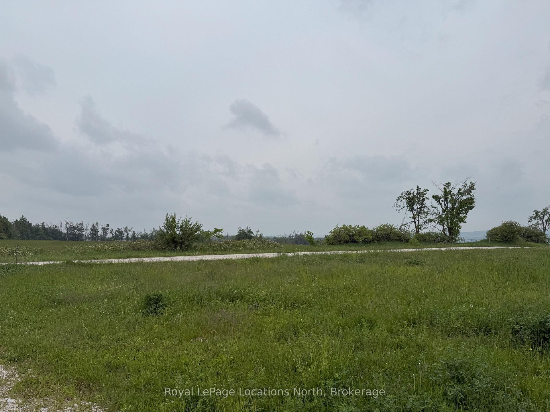 Photo 9 of 7488 15/16 Side Road, Clearview, Rural Clearview — HOMEH