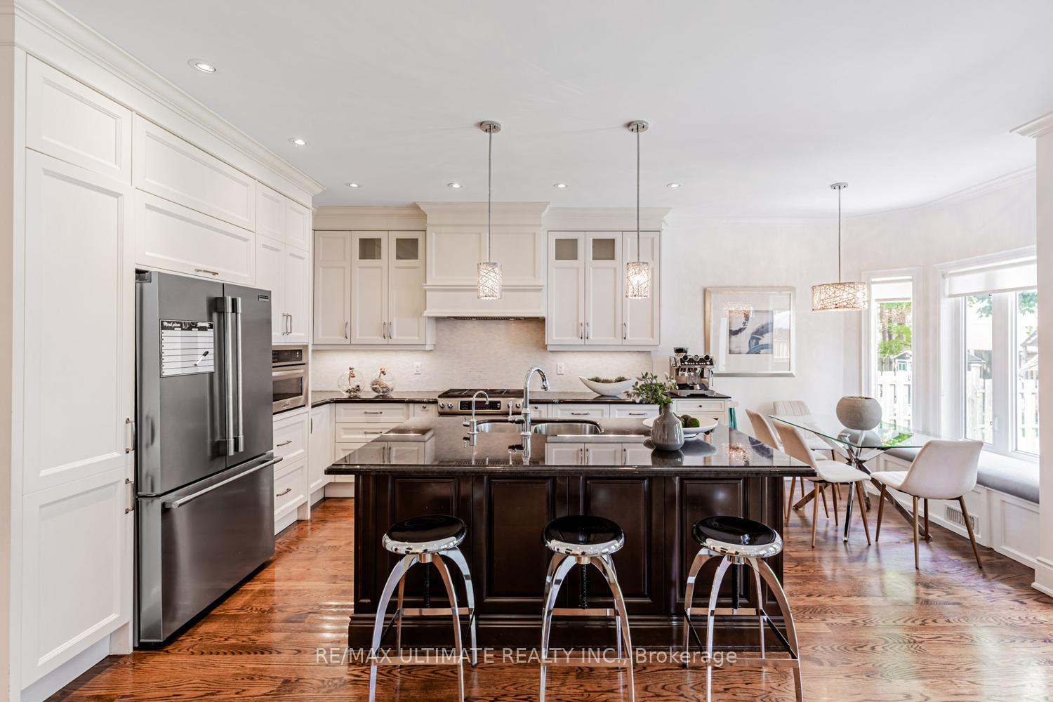 Photo 20 of 54 Burncrest Drive, Toronto, Bedford Park-Nortown — HOMEH