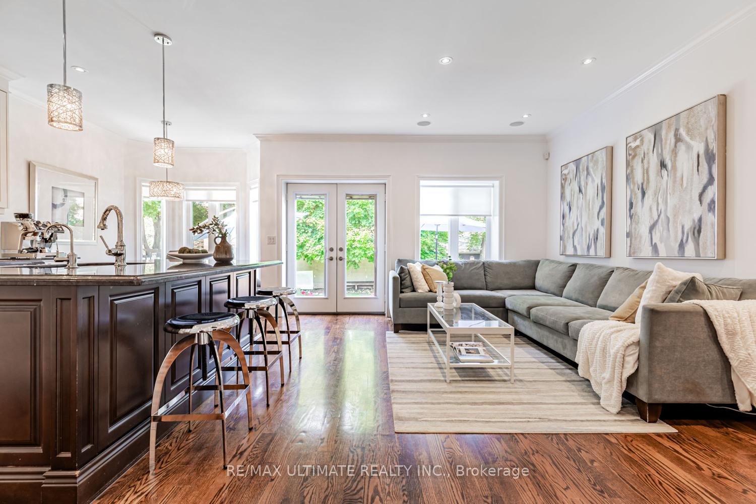 Photo 33 of 54 Burncrest Drive, Toronto, Bedford Park-Nortown — HOMEH
