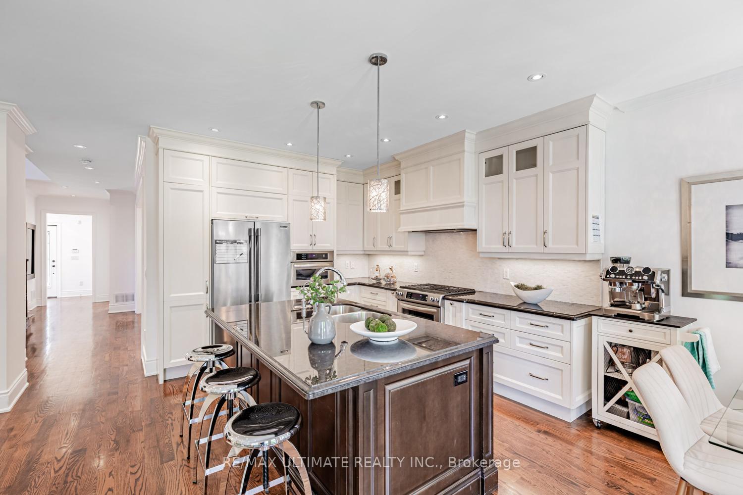 Photo 27 of 54 Burncrest Drive, Toronto, Bedford Park-Nortown — HOMEH