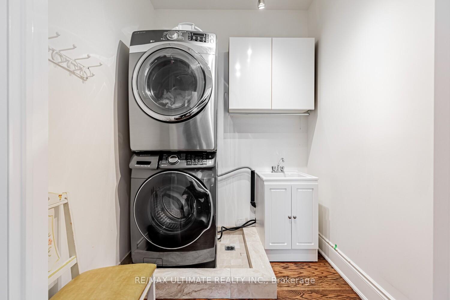 Photo 24 of 54 Burncrest Drive, Toronto, Bedford Park-Nortown — HOMEH