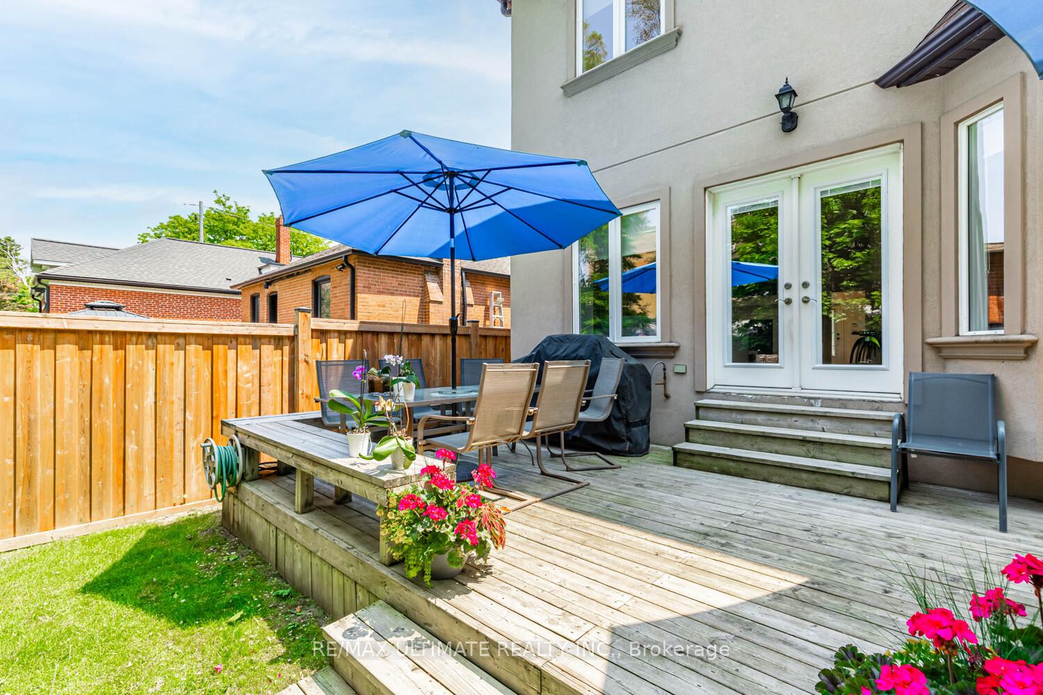 Photo 32 of 54 Burncrest Drive, Toronto, Bedford Park-Nortown — HOMEH