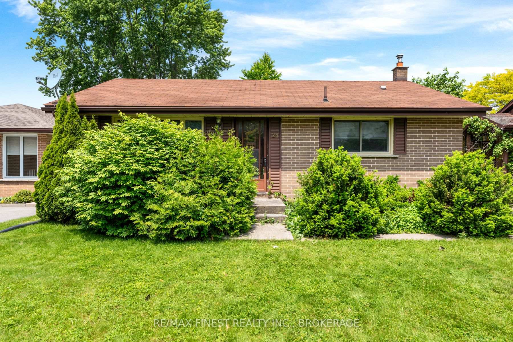 Photo 15 of 24 Holland Crescent, Kingston, Central City West — HOMEH