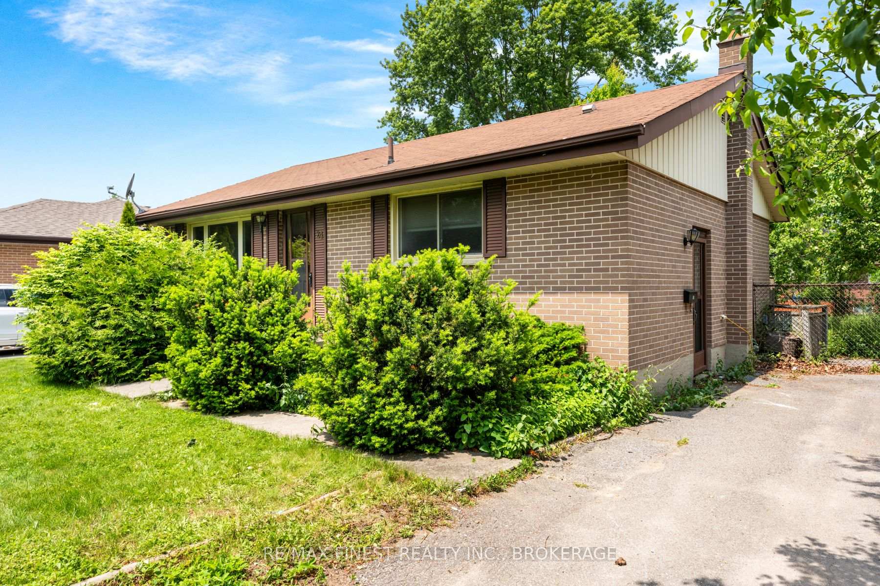 Photo 6 of 24 Holland Crescent, Kingston, Central City West — HOMEH