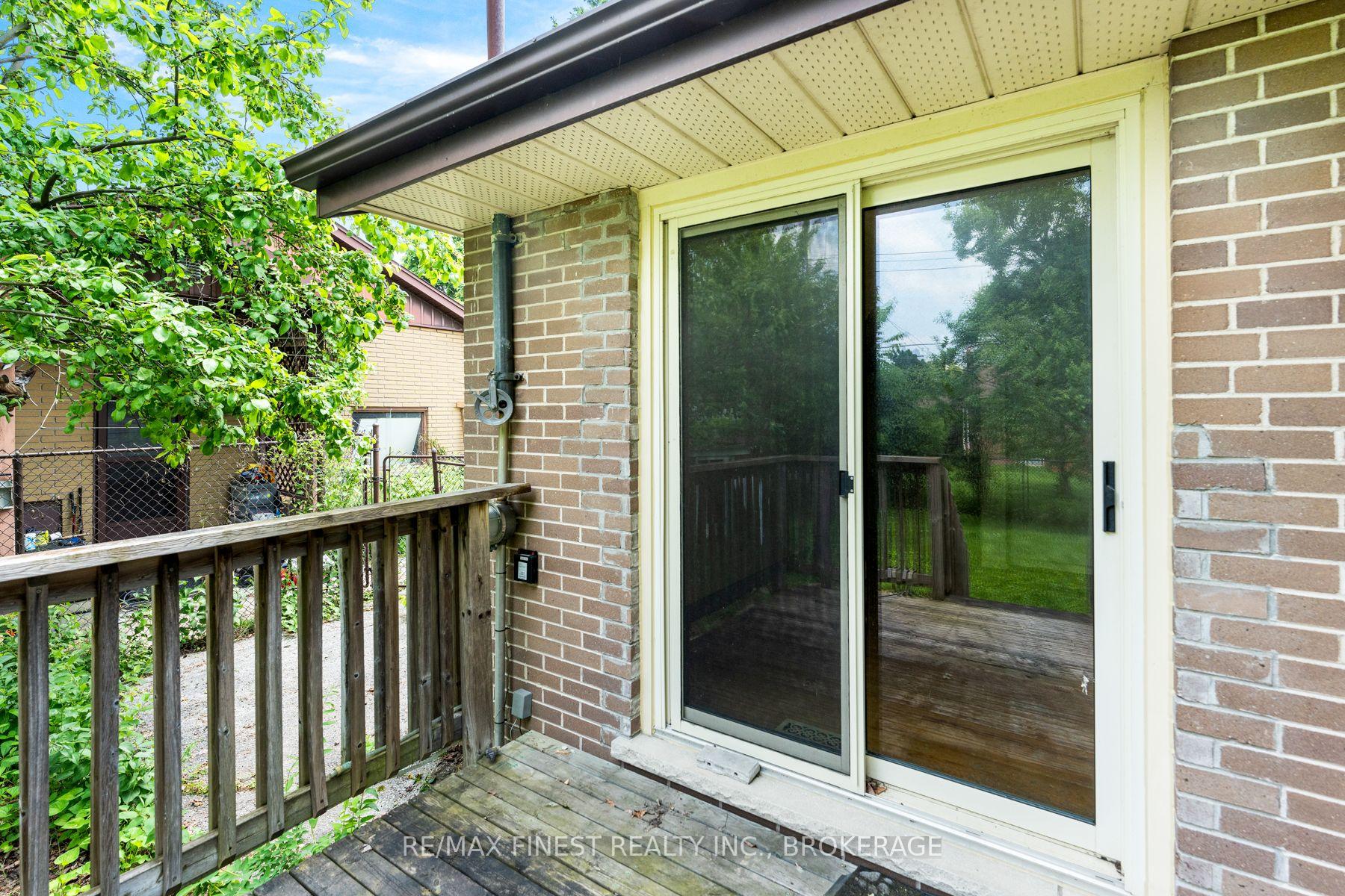 Photo 49 of 24 Holland Crescent, Kingston, Central City West — HOMEH