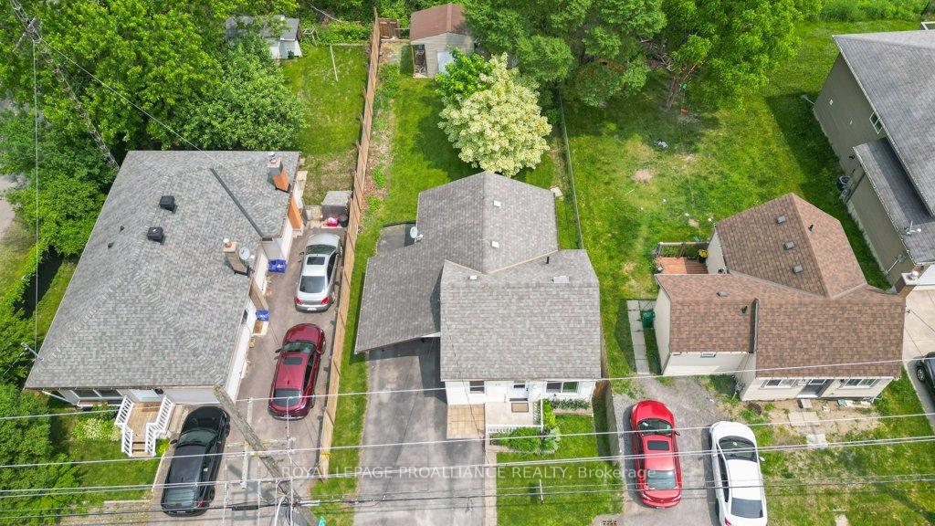 Photo 2 of 77 Frank Street, Belleville, Belleville Ward — HOMEH