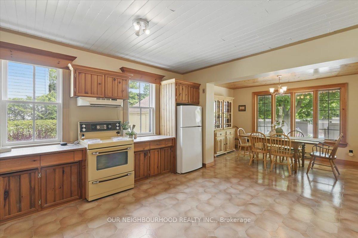Photo 3 of 29 Park Street, Clarington, Orono — HOMEH