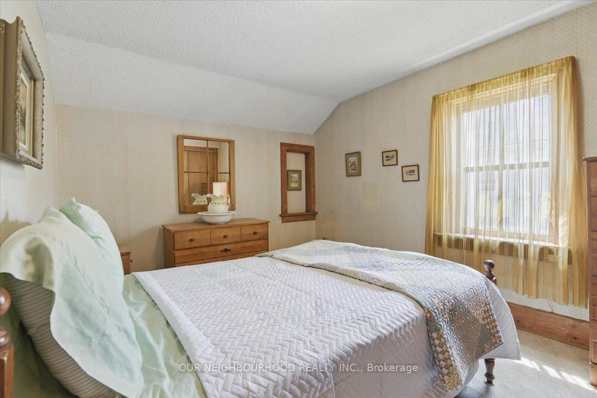 Photo 18 of 29 Park Street, Clarington, Orono — HOMEH